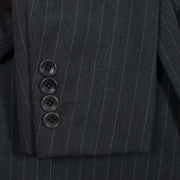 Classic Gray Pinstripe Men's Blazer - Picture 4 of 9